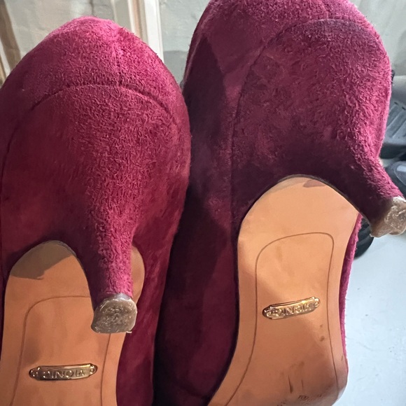 Vionic Suede Heeled Pumps.  Pointed Toe Size 10 - Picture 8 of 10